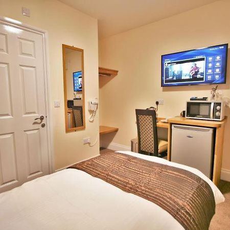 Central Studios Gloucester Place By Roomsbooked Cheltenham Kültér fotó